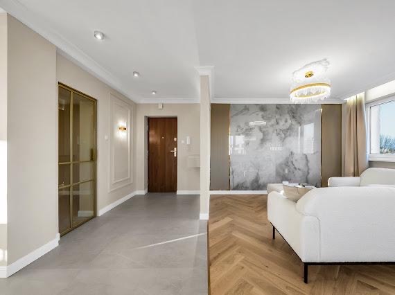 5e2c8b62-8829-42e5-9abb-df95751e369b